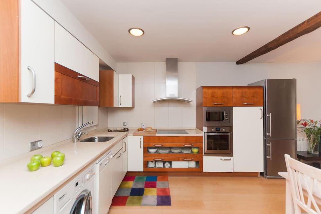 サン・セバスティアンCentrico Apartamento Elai, Netflix, Coffee, Posibilidad Parkingアパートメント エクステリア 写真